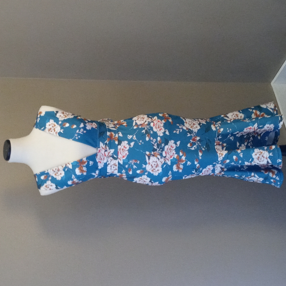 Floral kick hem dress